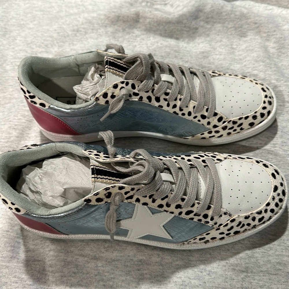 Brand new boutique style retro sneakers.